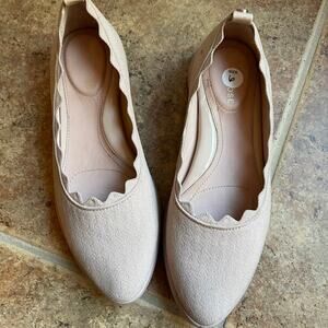 Taryn Rose "Dasha" ballet nude flats sz 6 Excllnt